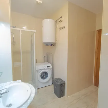Albaida Bajo 2 Apartment